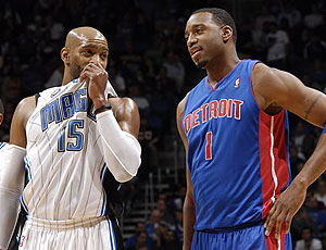 但防守端体 但防守端体