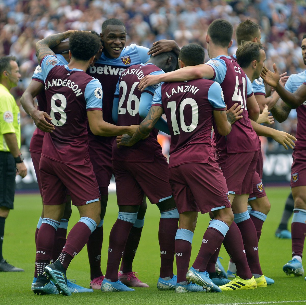 巴龙团的站 巴龙团的站